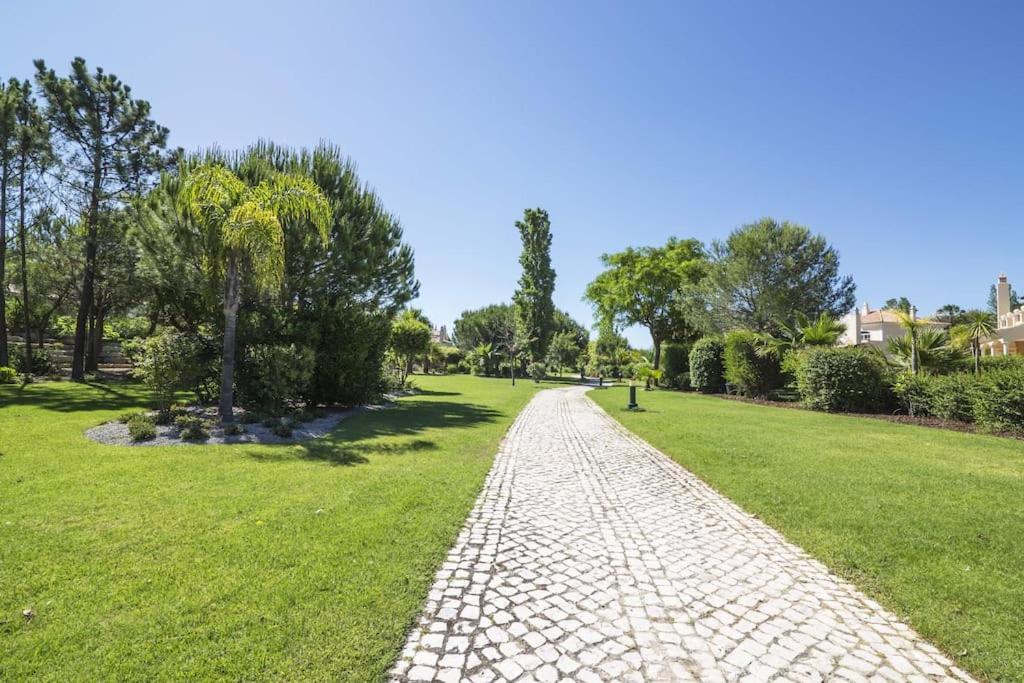 Moradia Geminada Com 2 Quartos Quinta Do Lago Exterior foto